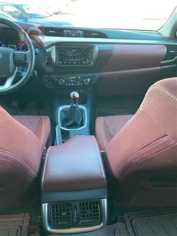 تويوتا هايلوكس